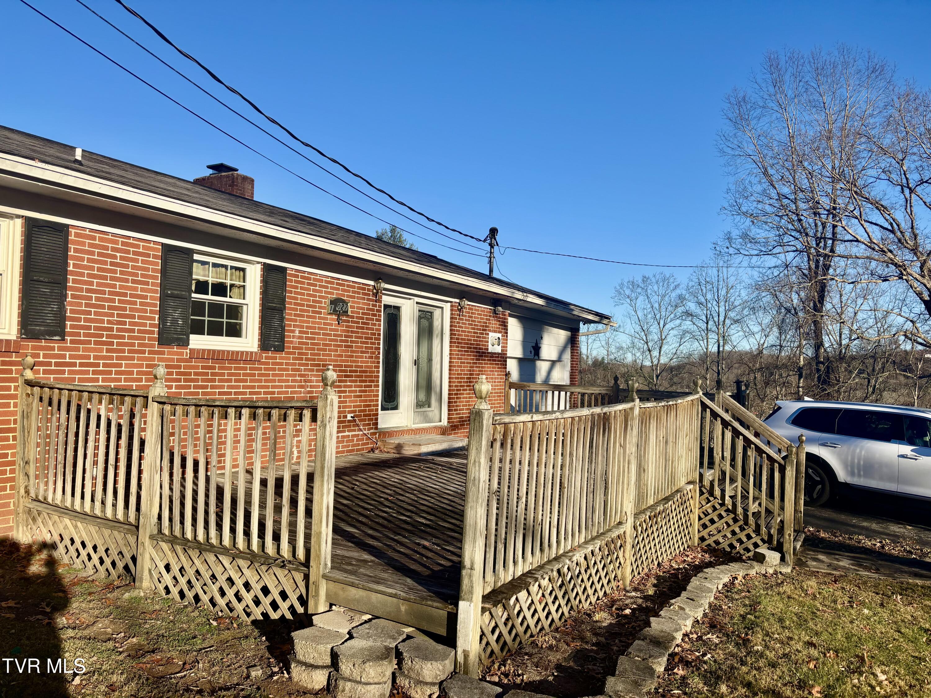 10027 Rellim Road Coeburn, VA 24230 - Photo 4 of 49 IMG_4354