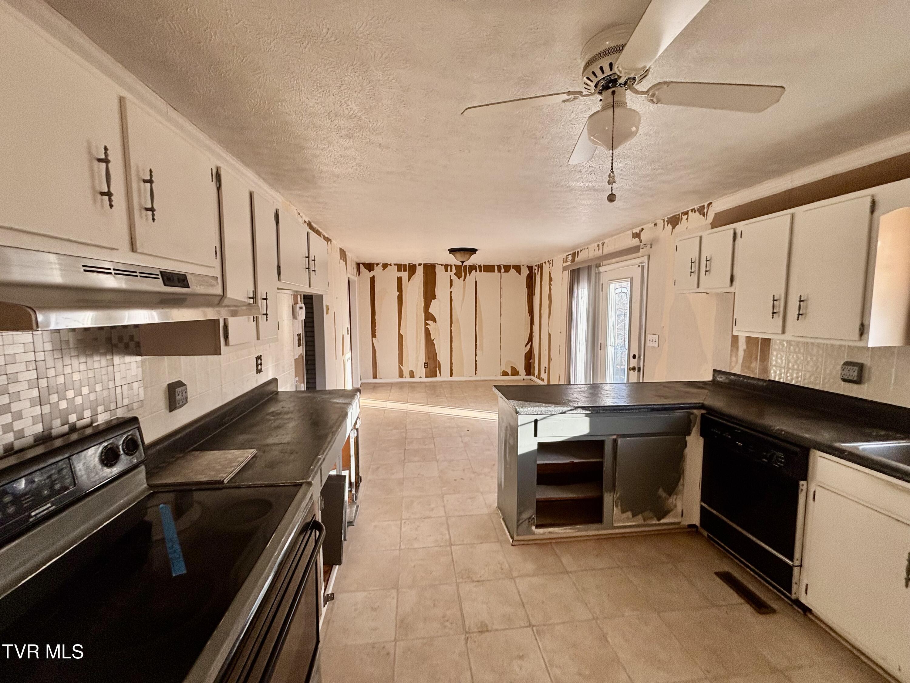 10027 Rellim Road Coeburn, VA 24230 - Photo 49 of 49 IMG_4312