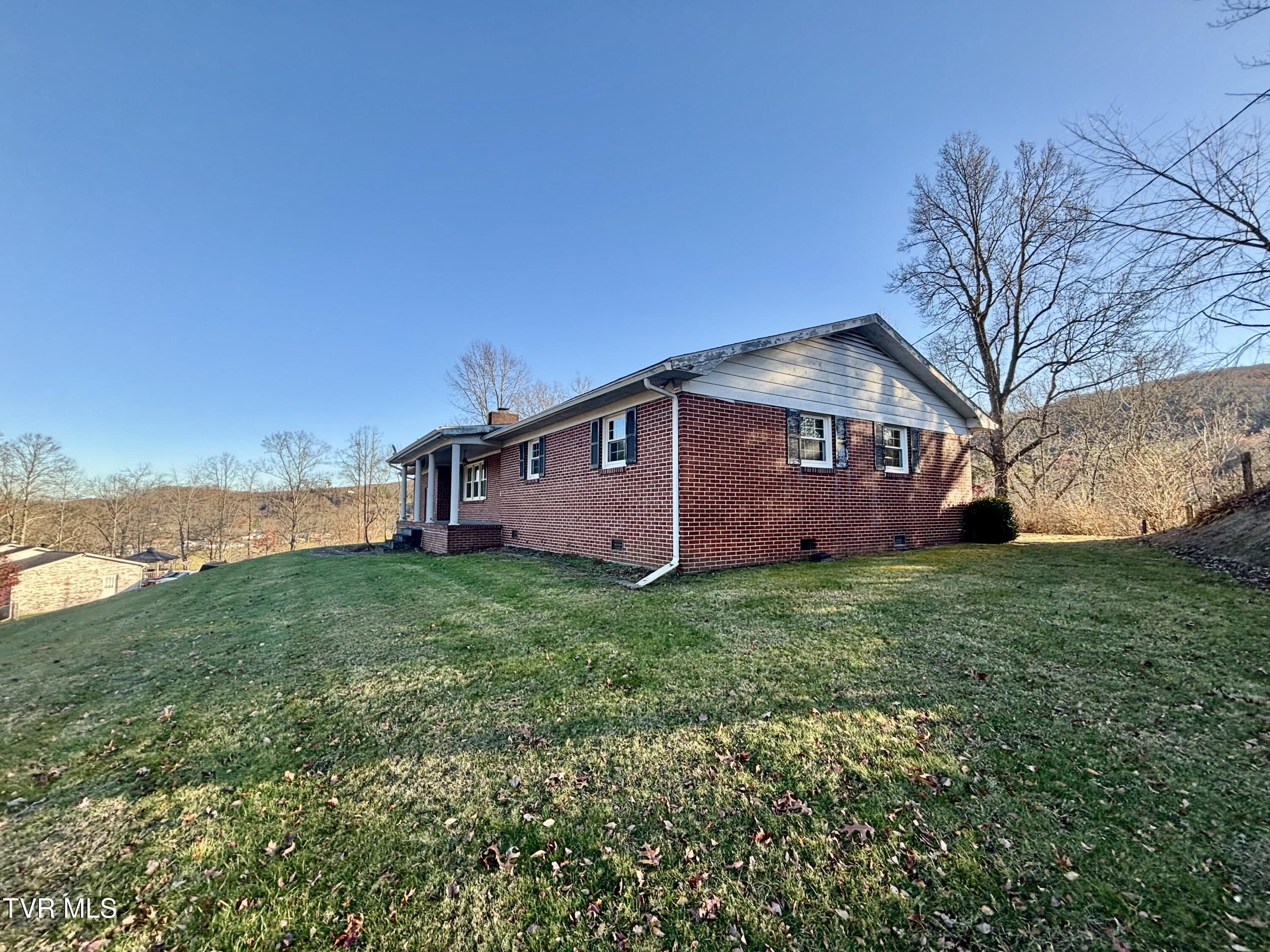 10027 Rellim Road Coeburn, VA 24230 - Photo 10 of 49 IMG_4348