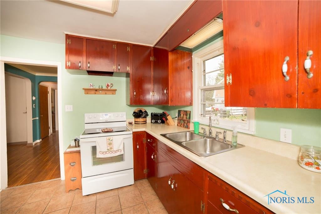 1122 Craig Road Maumee, OH 43537 - Photo 11 of 34 Photo 11
