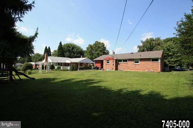 2460 Cambridge Road York, PA 17402 - Photo 20 of 24 Gallery Image 20
