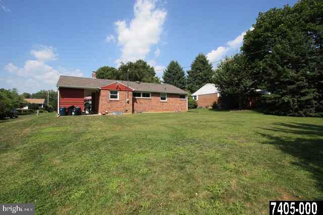 2460 Cambridge Road York, PA 17402 - Photo 21 of 24 Gallery Image 21
