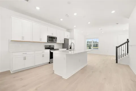 $456,497 | 13282 Serene Glade Road, Winter Garden, FL 34787