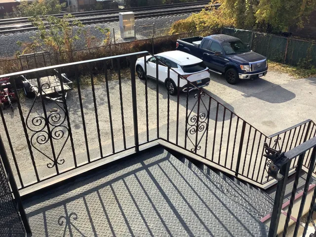 $1,650 | 4545 SW Highway, Unit 1, Oak Lawn, IL 60453