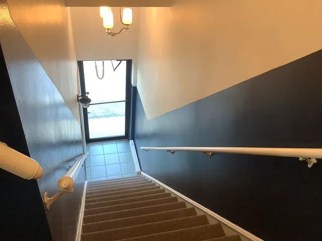 $1,650 | 4545 SW Highway, Unit 1, Oak Lawn, IL 60453