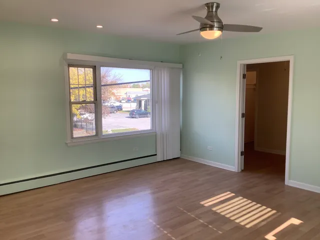 $1,650 | 4545 SW Highway, Unit 1, Oak Lawn, IL 60453