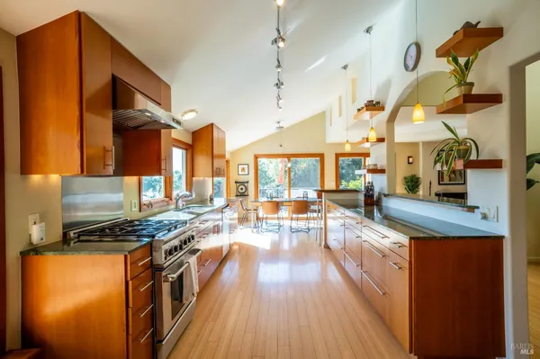 $8,000 | 452 Chestnut Avenue, Sonoma, CA 95476