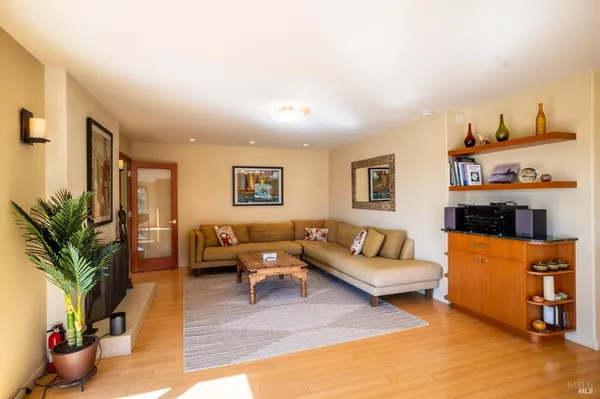 $8,000 | 452 Chestnut Avenue, Sonoma, CA 95476