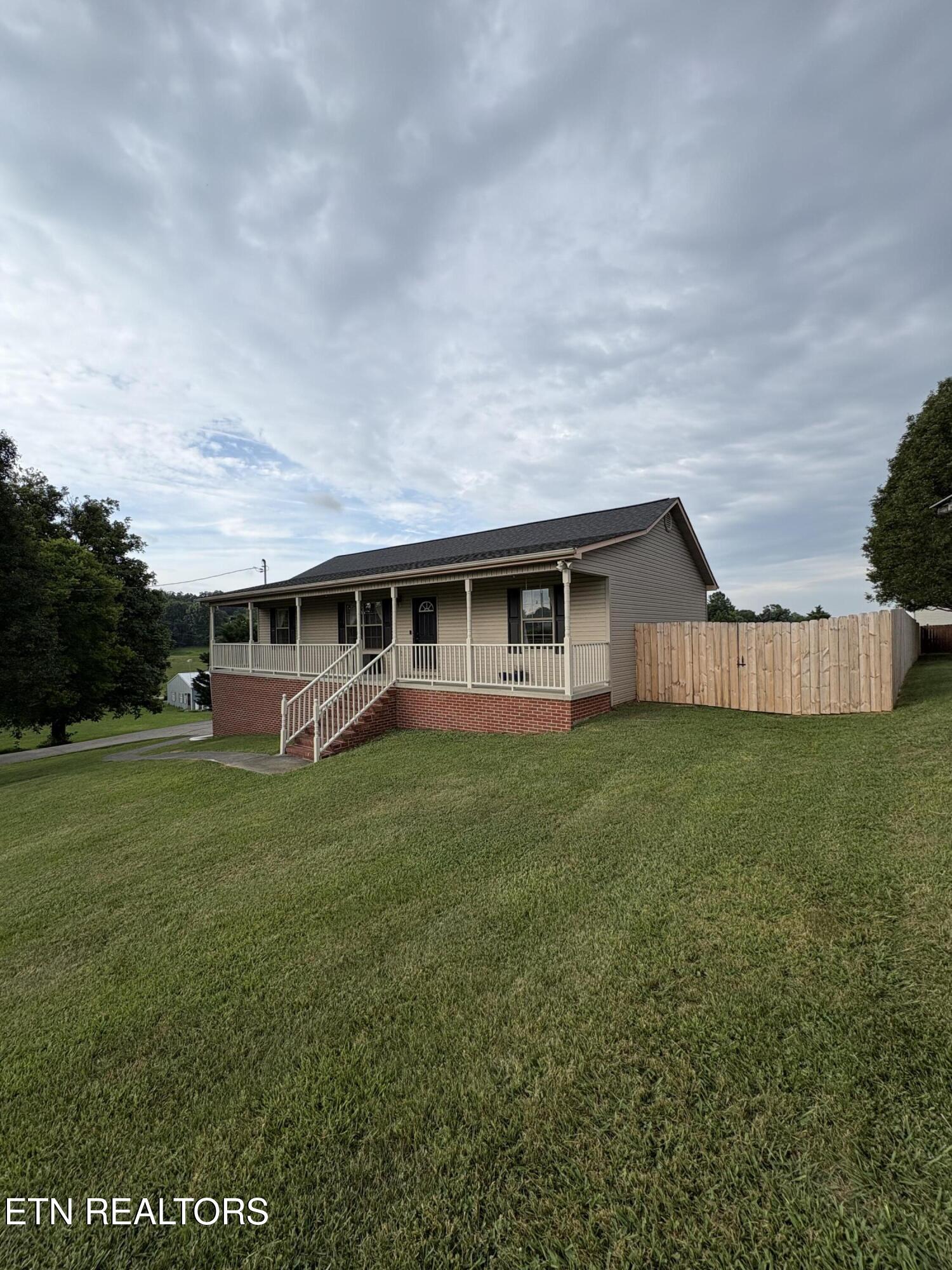 1101 Greenbriar Road Talbott, TN 37877 - Photo 3 of 45 IMG_3448