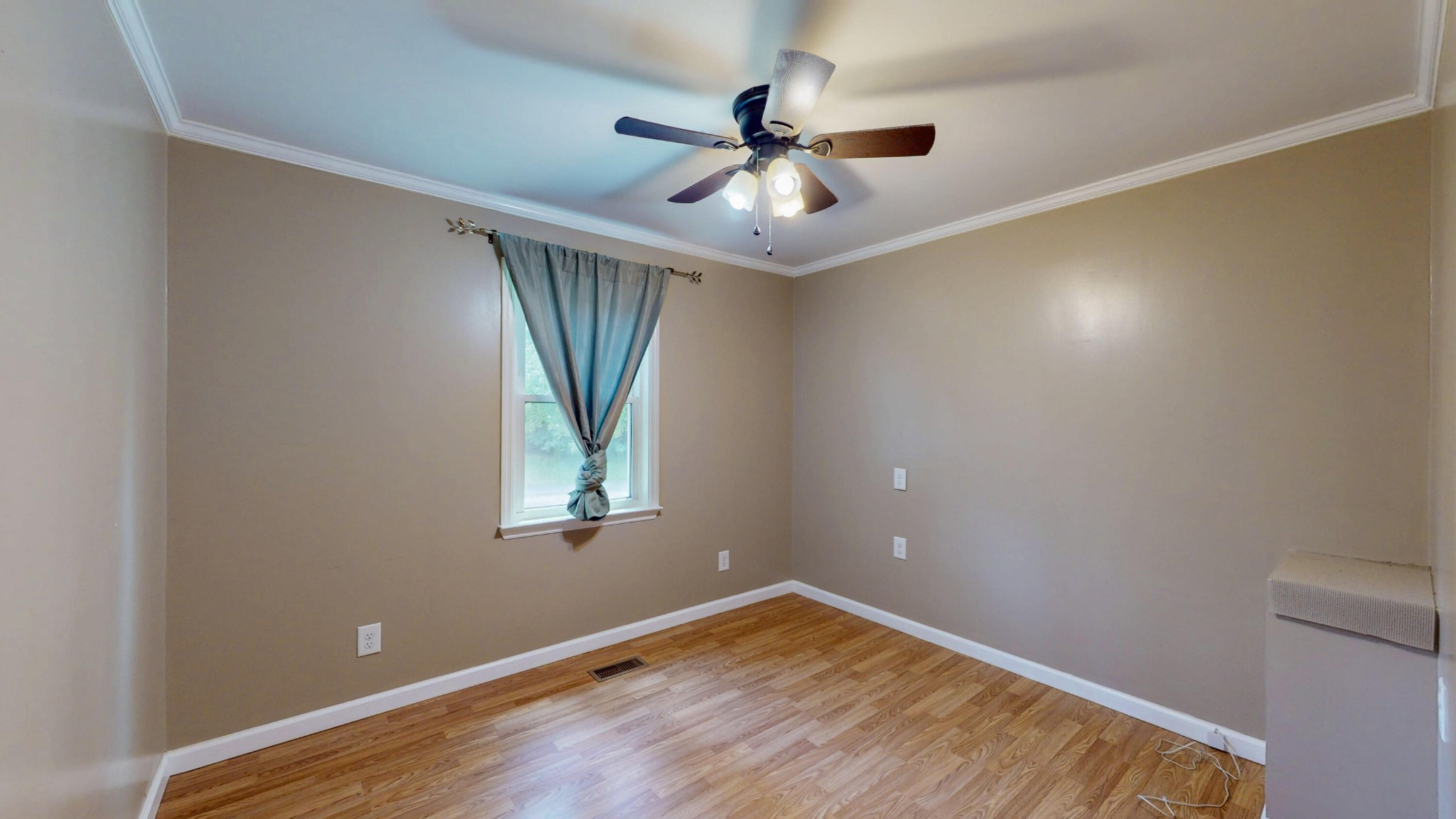 428 Caldwell Road Southeast Cleveland, TN 37323 - Photo 33 of 91 wooden floor in an empty room with a window