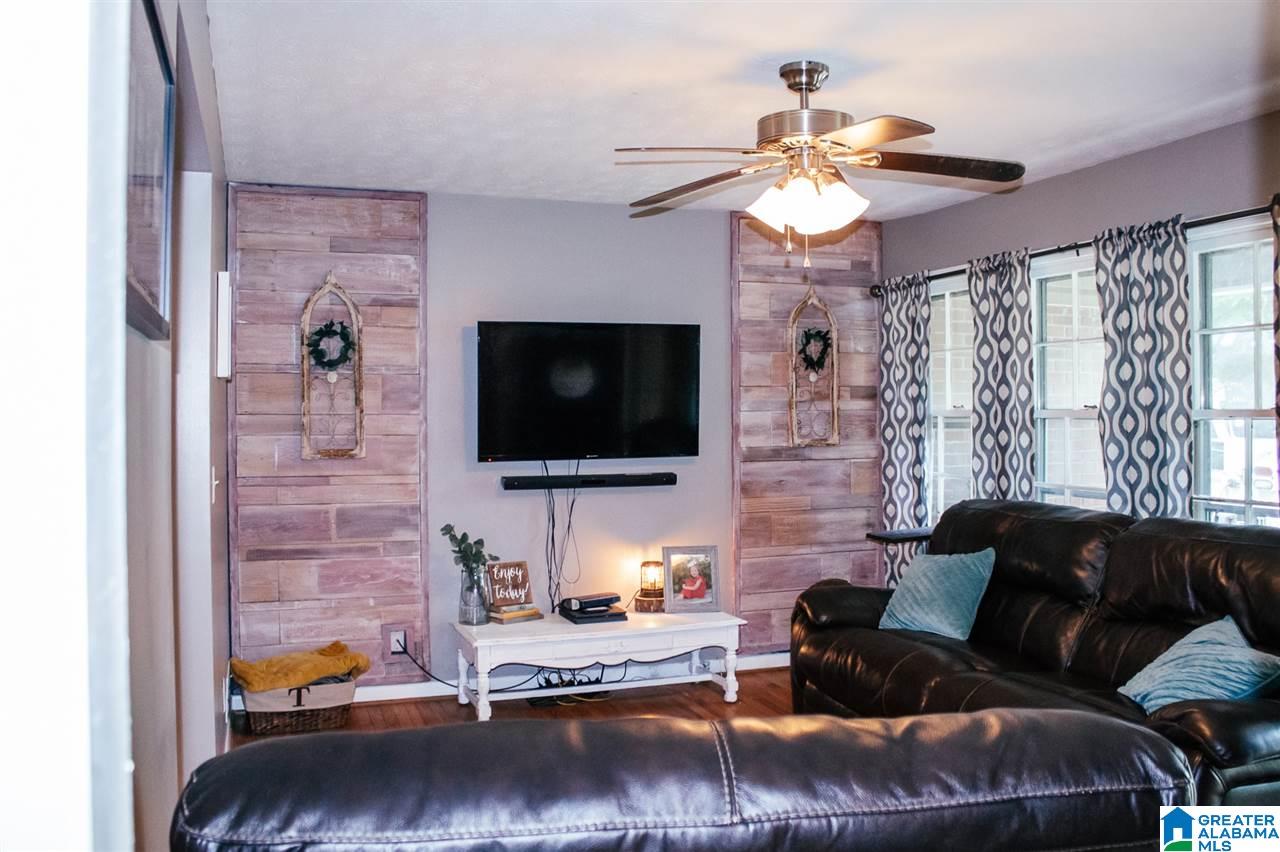 904 Ridge Drive Weaver, AL 36277 - Photo 3 of 30
