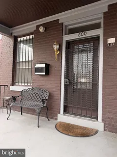 $2,390 | 600 Keefer Place Northwest, Unit 3, Washington, DC 20010