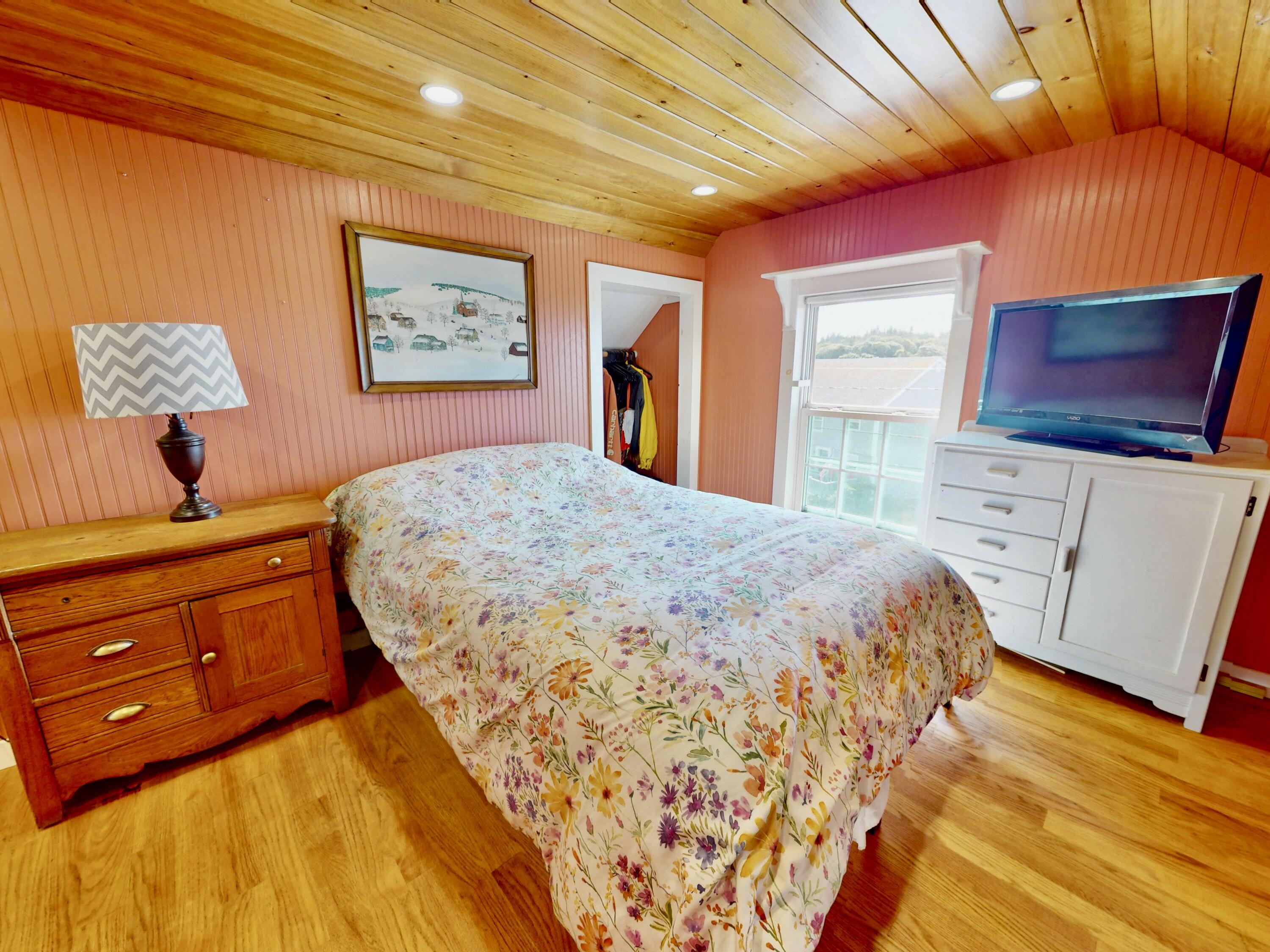 62 West Main Street Vinalhaven, ME 04863 - Photo 47 of 65