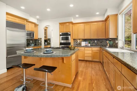 $1,998,000 | 20522 Northeast 23rd Court, Sammamish, WA 98074