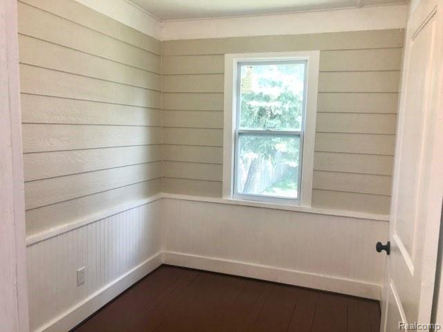 21842 Nevada Avenue Eastpointe, MI 48021 - Photo 10 of 20