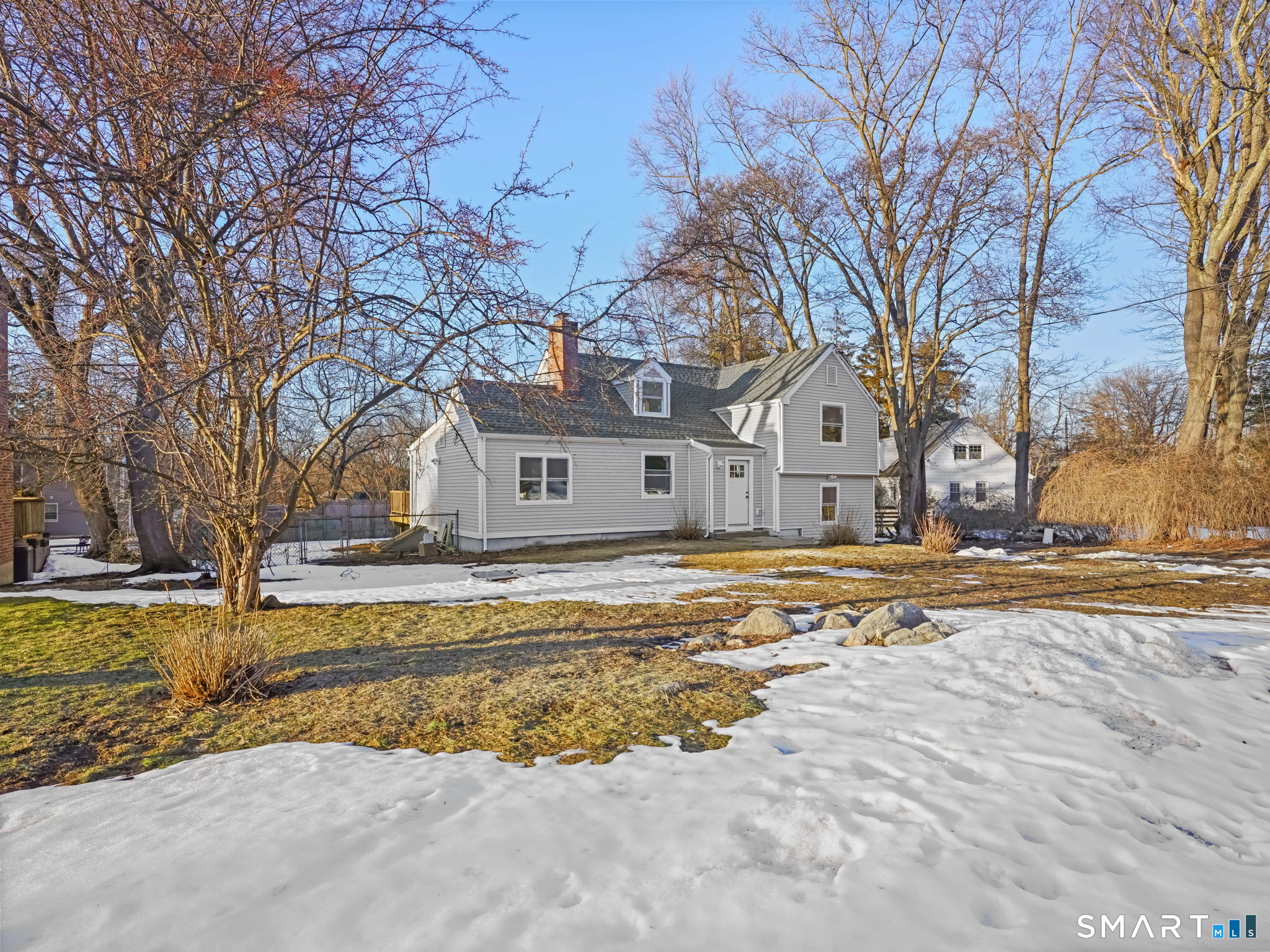 39 Crane Road Stamford, CT 06902 - Photo 2 of 20
