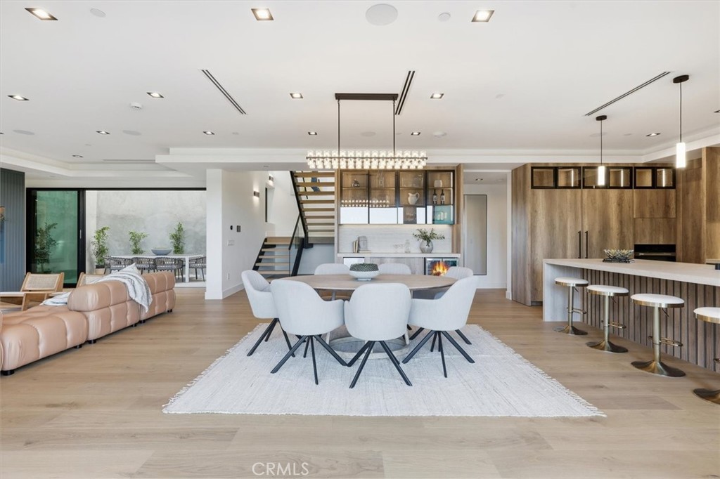 16800 Oak View Drive Encino, CA 91436 - Photo 11 of 42