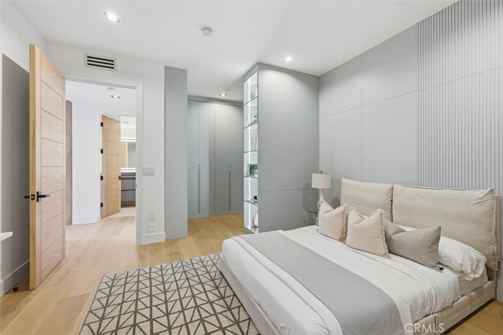 16800 Oak View Drive Encino, CA 91436 - Photo 40 of 42