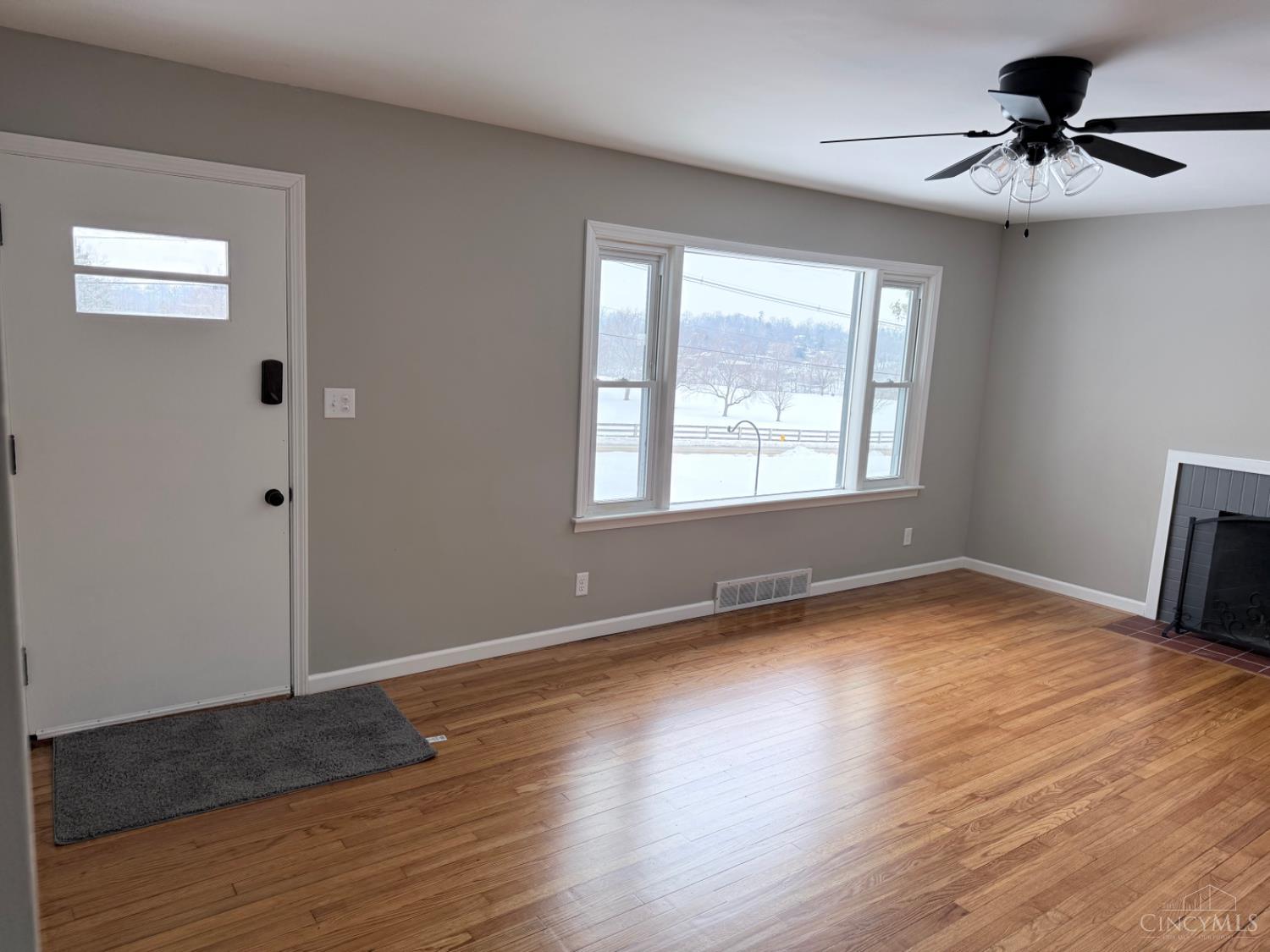 781 Columbia Road Hamilton, OH 45013 - Photo 4 of 34 Gallery Image 4