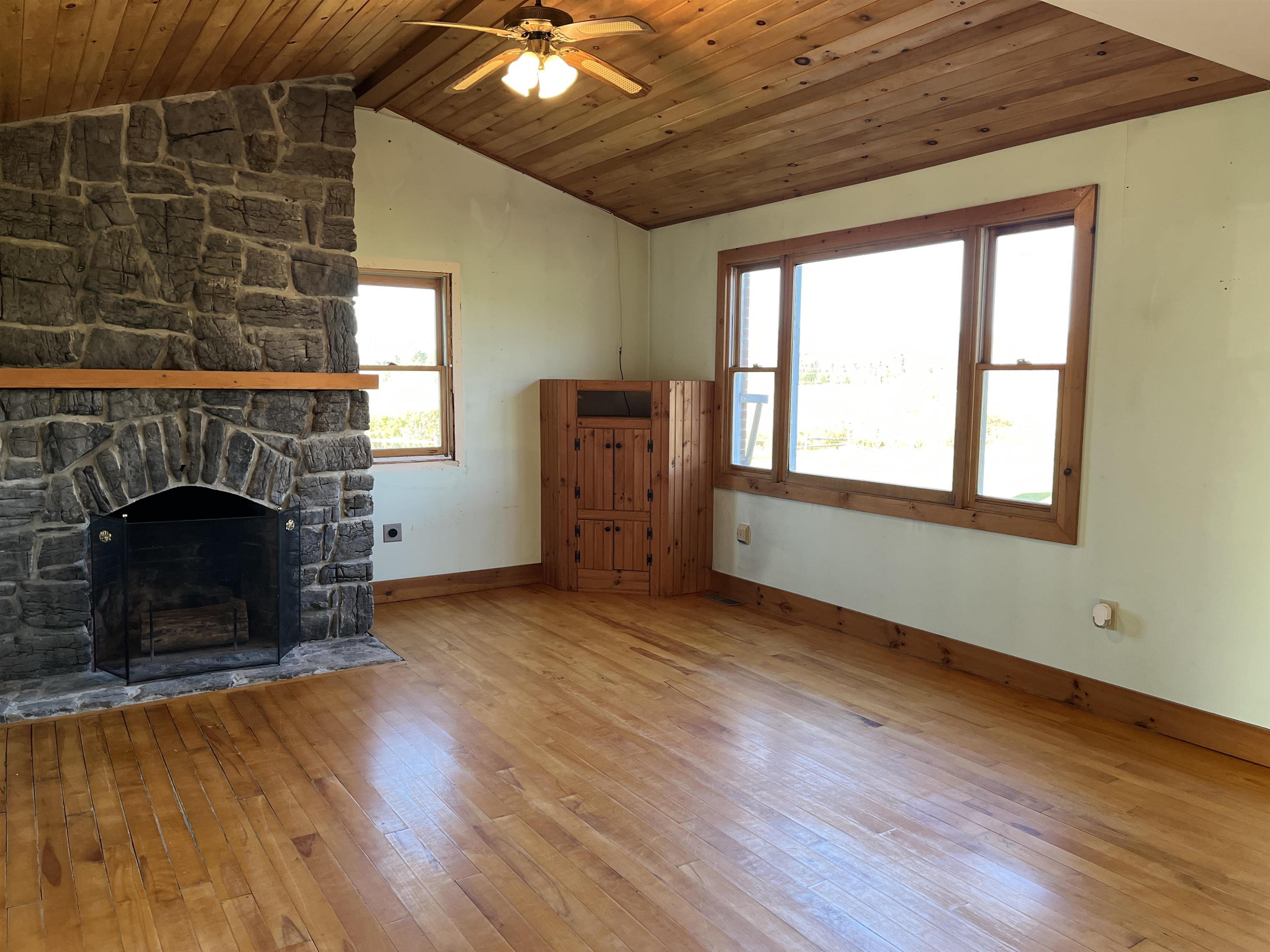 674 Middle Road Salisbury, VT 05769 - Photo 19 of 22
