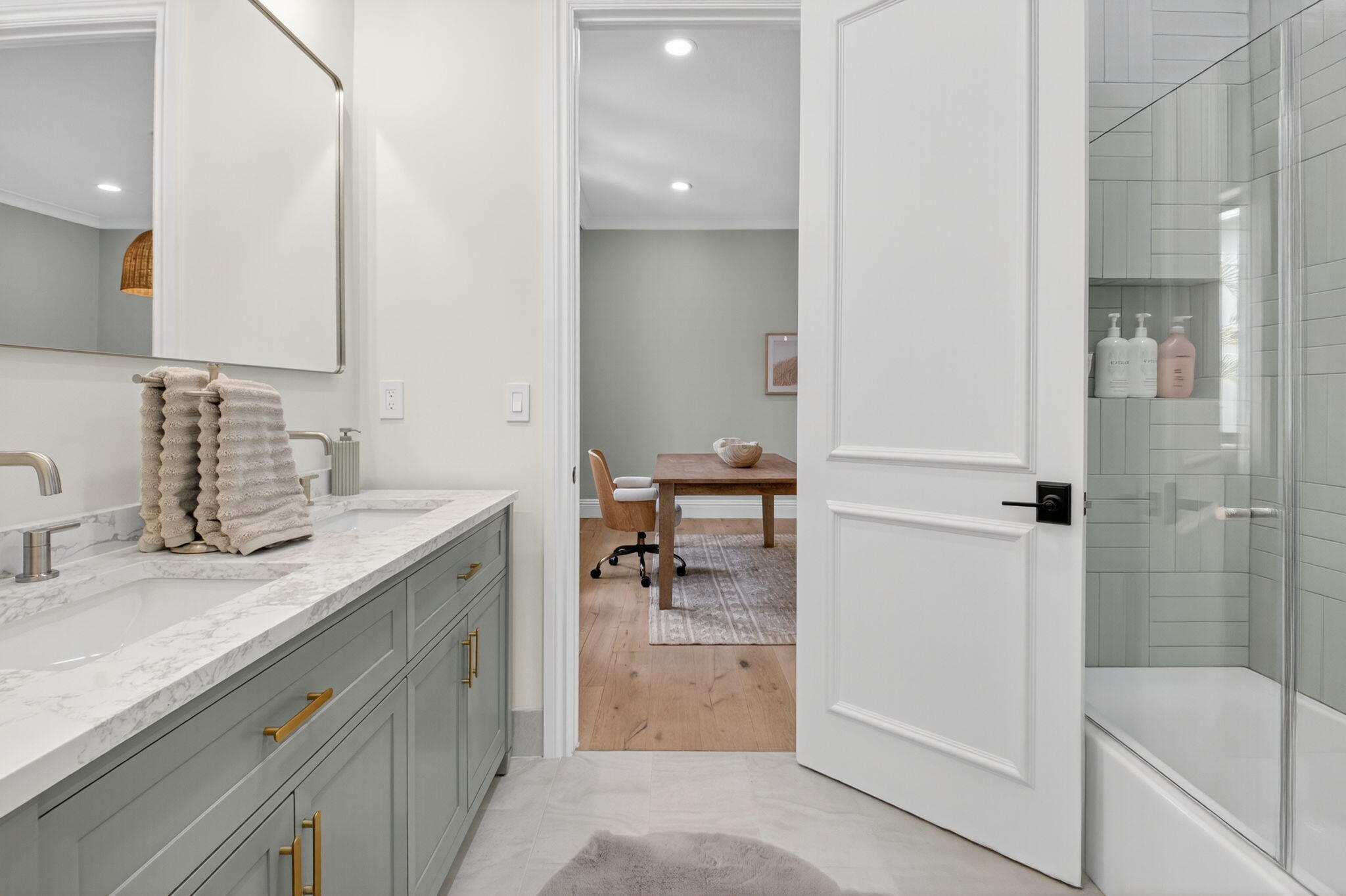 17865 Monte Vista Drive Boca Raton, FL 33496 - Photo 64 of 93 Shared en suite bathroom