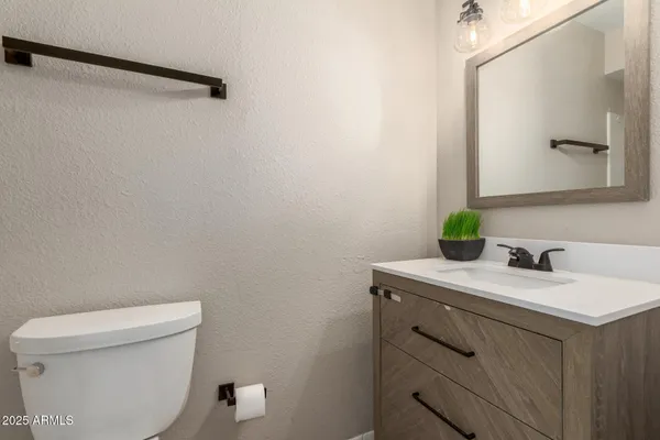 $400,000 | 12455 North Columbine Drive, Phoenix, AZ 85029