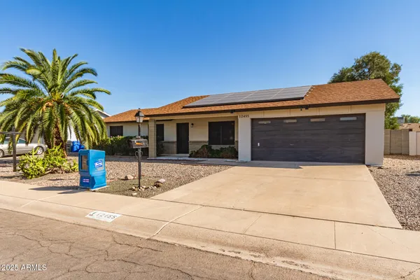 $400,000 | 12455 North Columbine Drive, Phoenix, AZ 85029