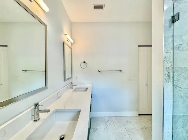 $2,300 | 4207 South Dale Mabry Highway, Unit 5110, Tampa, FL 33611