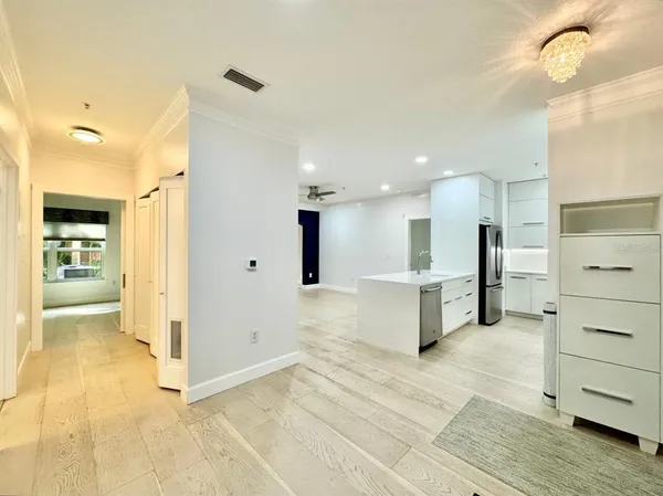 $2,300 | 4207 South Dale Mabry Highway, Unit 5110, Tampa, FL 33611