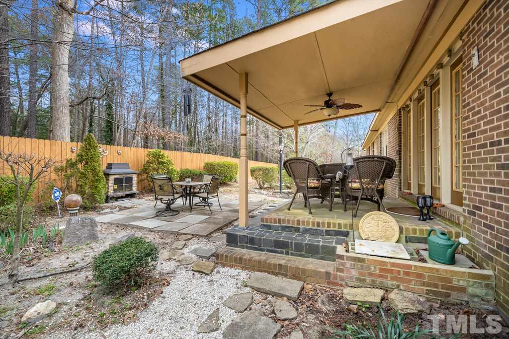 4901 Fallbrook Circle Raleigh, NC 27604 - Photo 23 of 30