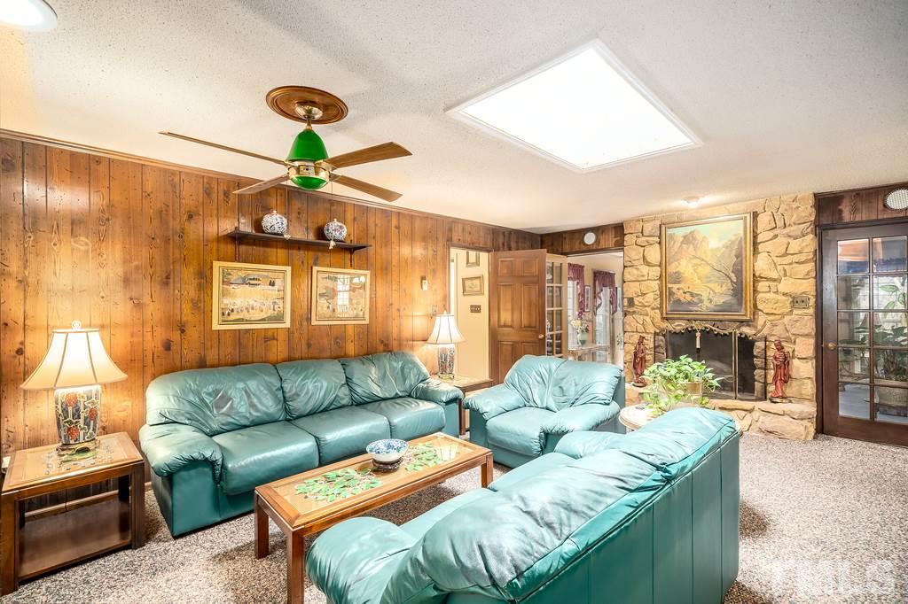 4901 Fallbrook Circle Raleigh, NC 27604 - Photo 10 of 30