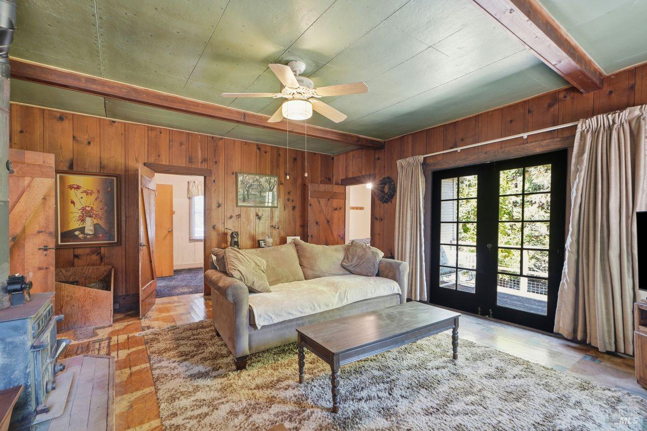 886 Montgomery Road Sebastopol, CA 95472 - Photo 14 of 37