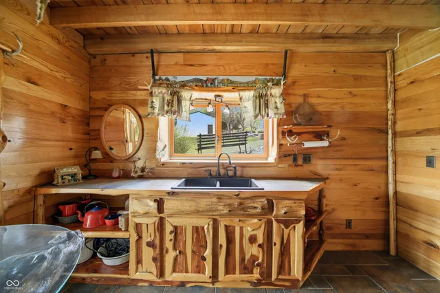 $1,250,000 | 3896 Long Run Road, Vevay, IN 47043