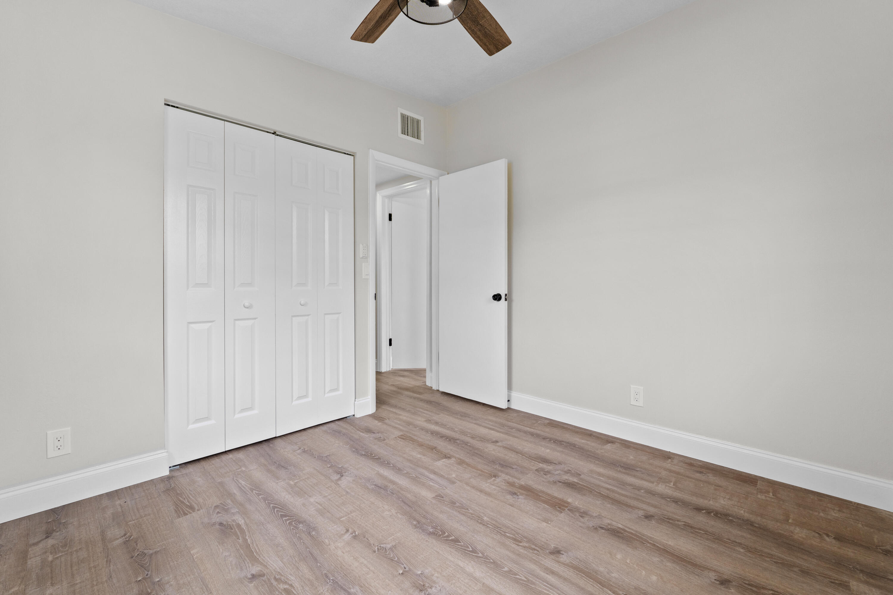 2415 Lewis Road West Palm Beach, FL 33415 - Photo 24 of 31 DSC03363