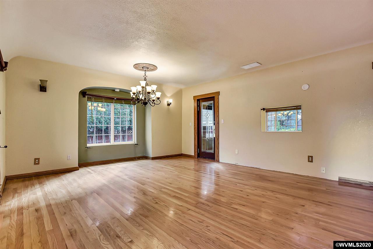 418 Southeast Denver Street Albany, OR 97321 - Photo 6 of 41 Gallery Image 6