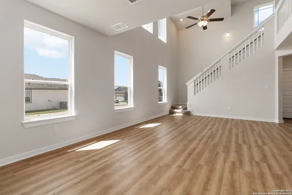 $343,899 | 8968 Hazel Birch, Elmendorf, TX 78112