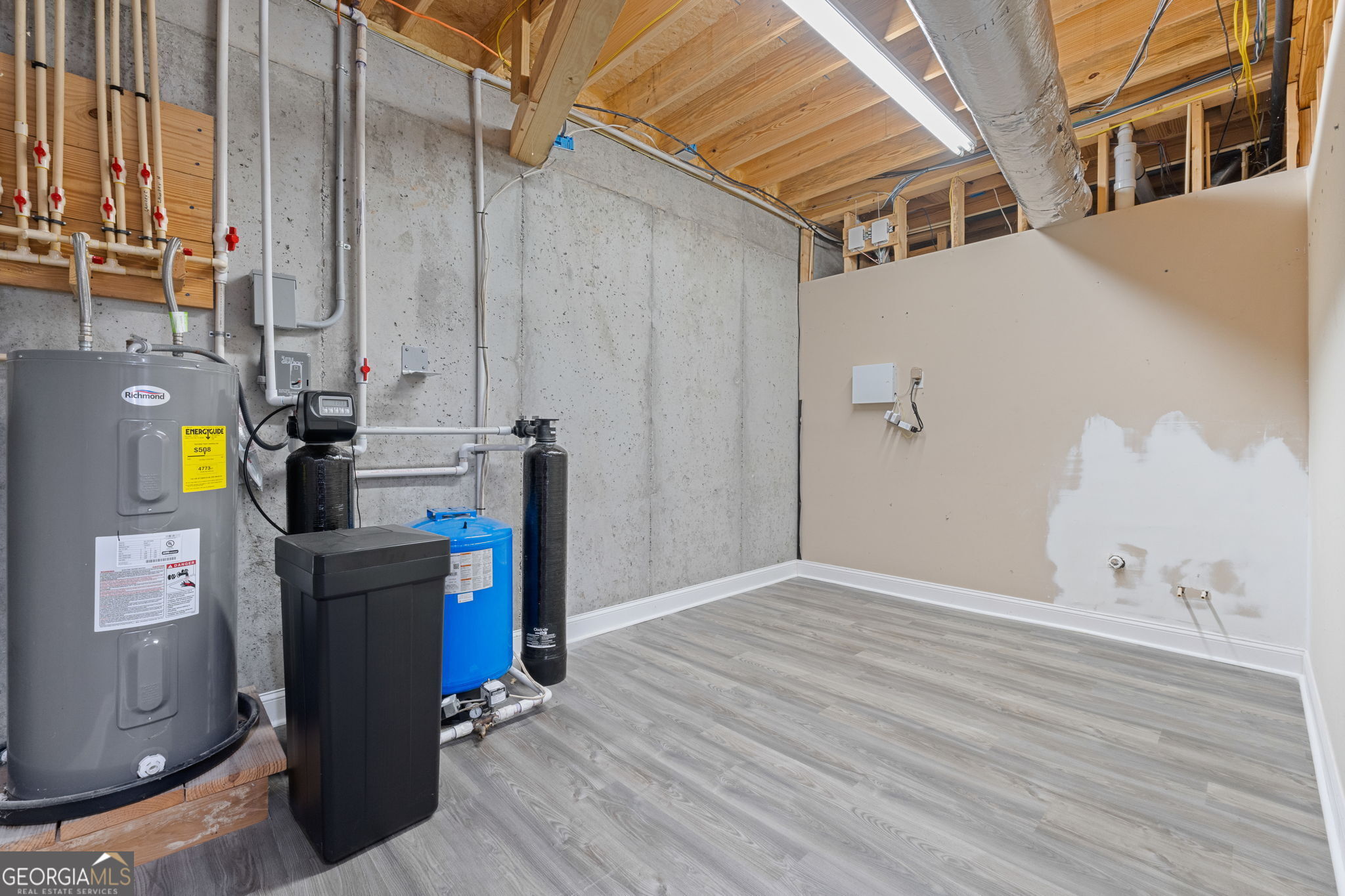 735 Firetower Road Thomaston, GA 30286 - Photo 37 of 112 a view of storage and utility room