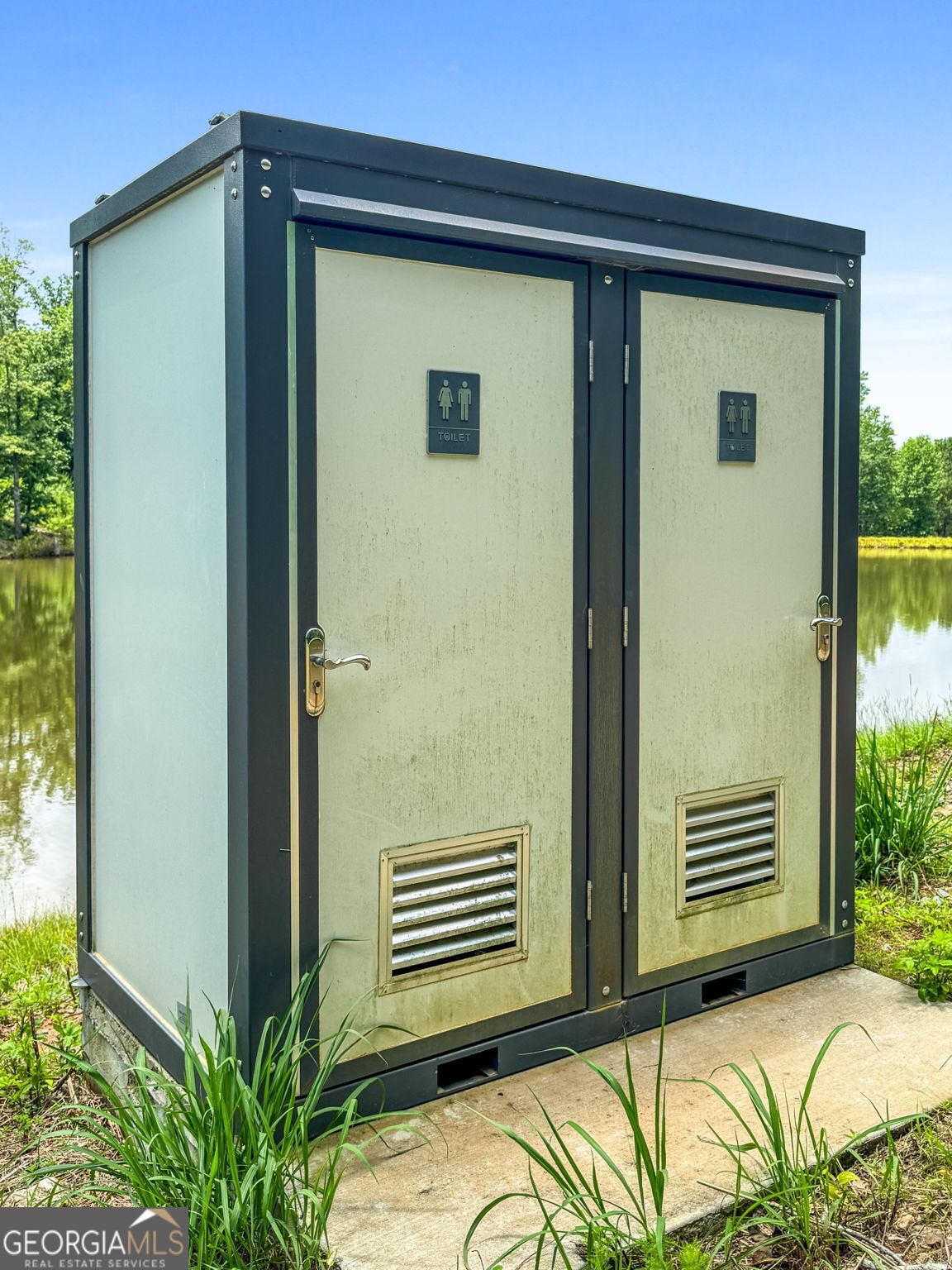 735 Firetower Road Thomaston, GA 30286 - Photo 8 of 112 a view of front door of house