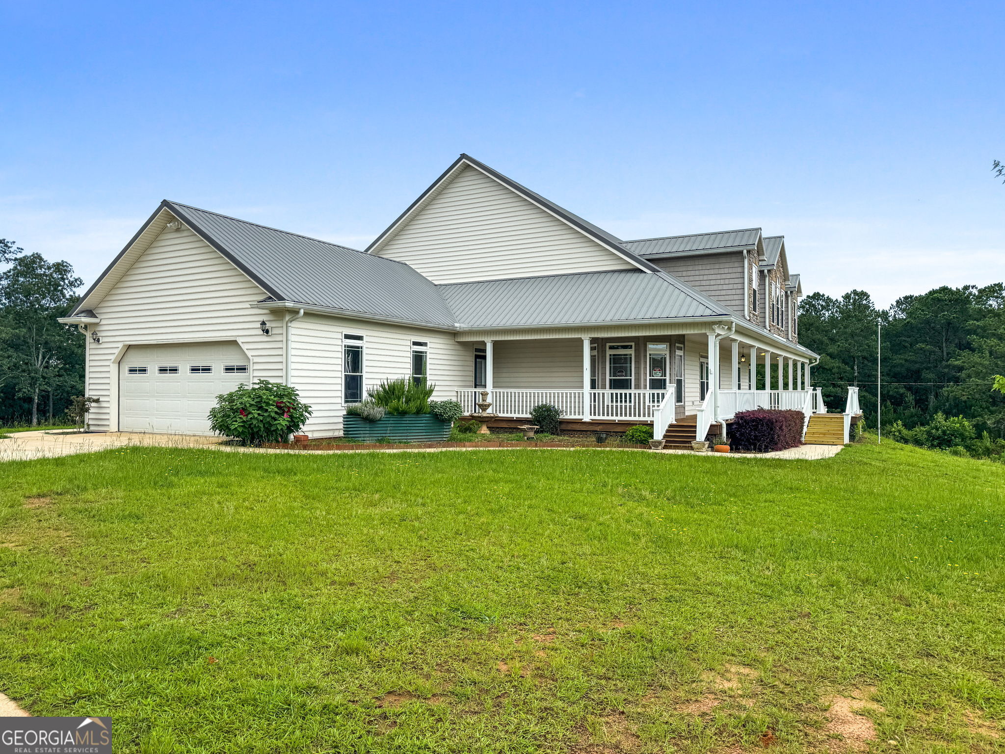 735 Firetower Road Thomaston, GA 30286 - Photo 99 of 112 a front view of house with yard and green space