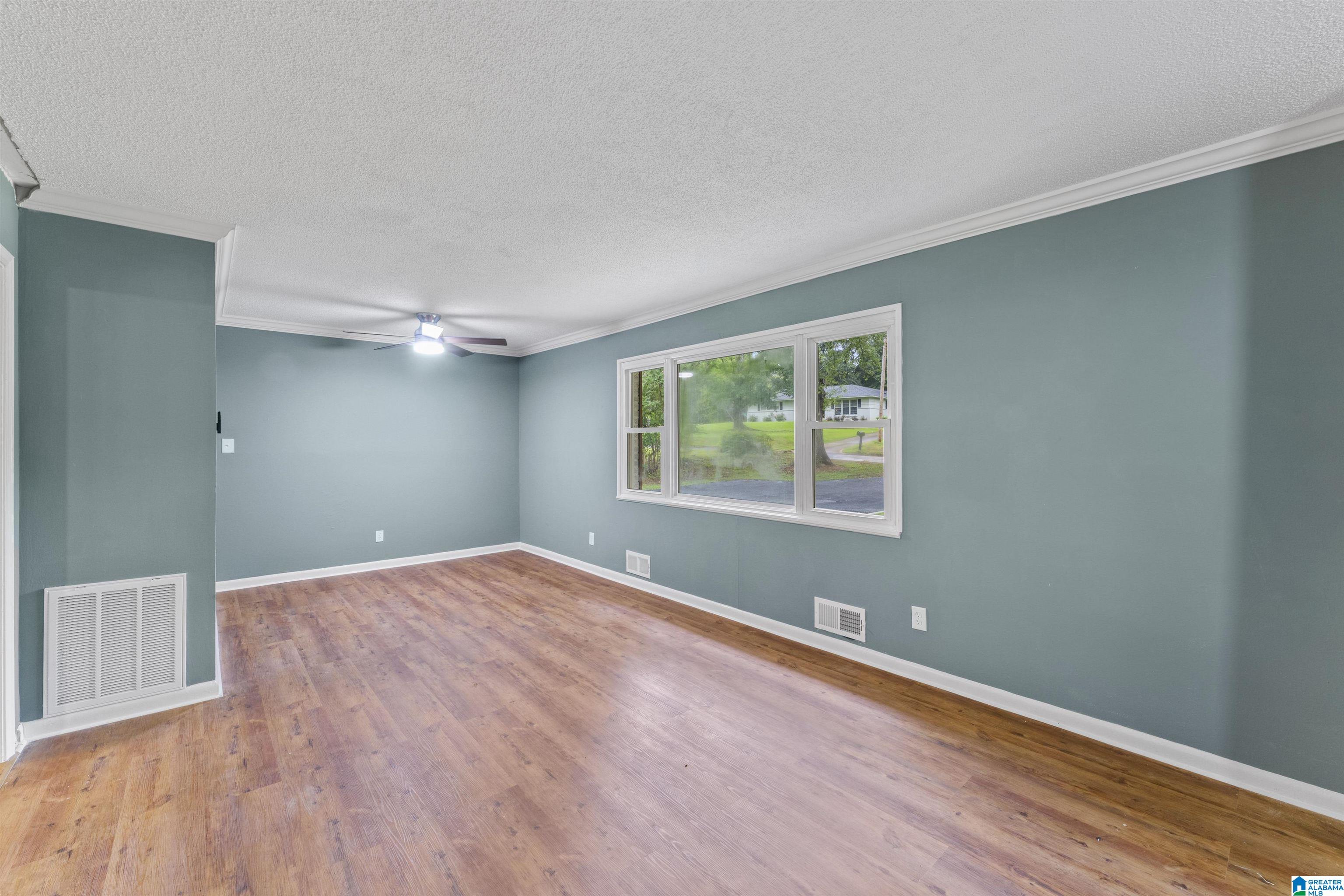 2409 Overhill Road Sylacauga, AL 35150 - Photo 9 of 26