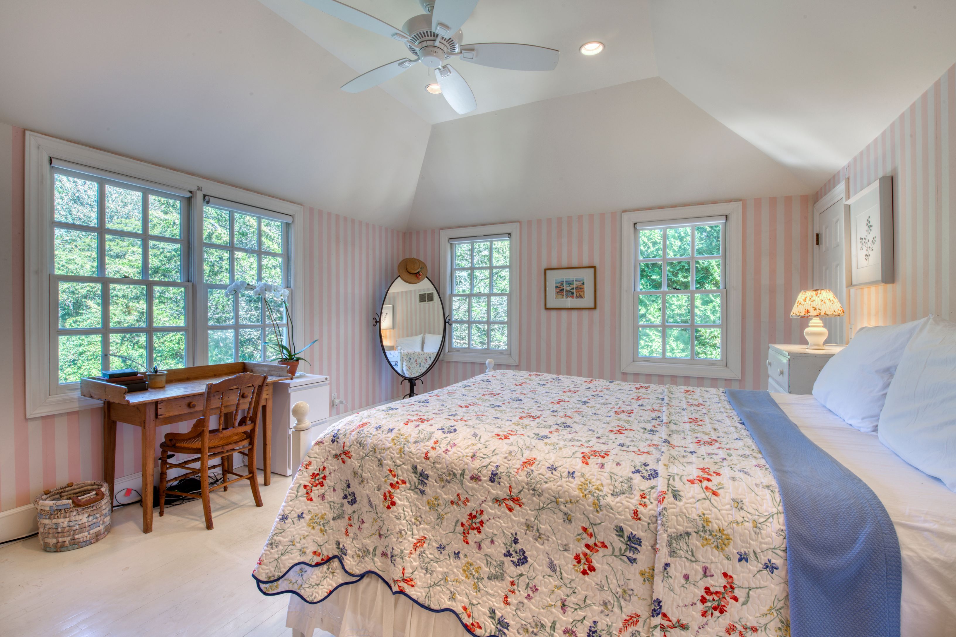 65 Skimhampton Road East Hampton, NY 11937 - Photo 10 of 16 a bed sitting in a spacious bedroom next to a window