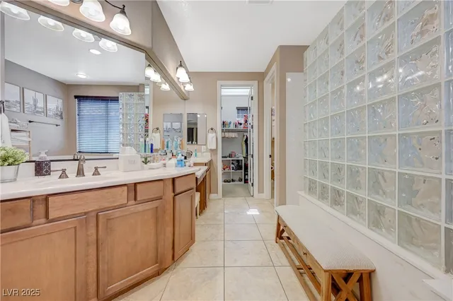 $625,000 | 9738 Elk Grove Valley Street, Las Vegas, NV 89178