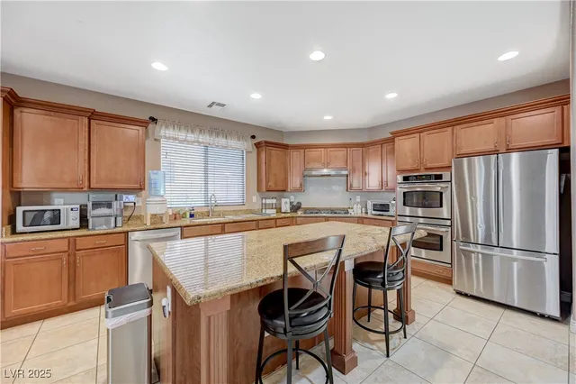 $625,000 | 9738 Elk Grove Valley Street, Las Vegas, NV 89178