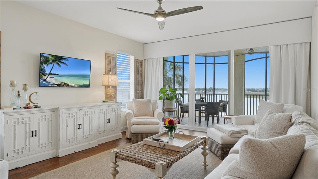 6340 Water Crest Way, Unit 301 Lakewood Ranch, FL 34202 - Photo 12 of 98