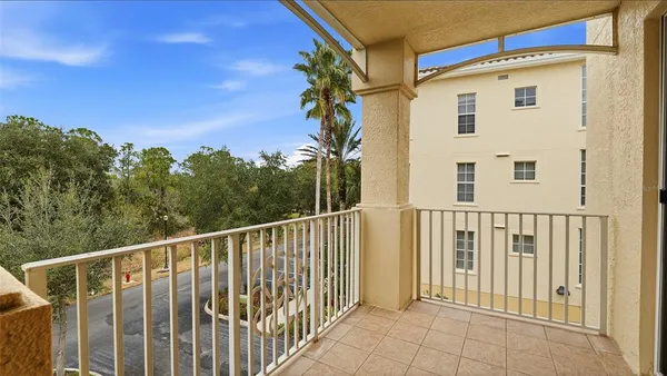 $835,000 | 6340 Water Crest Way, Unit 301, Lakewood Ranch, FL 34202