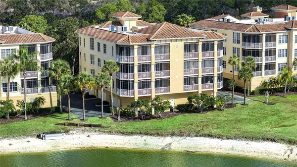 $835,000 | 6340 Water Crest Way, Unit 301, Lakewood Ranch, FL 34202