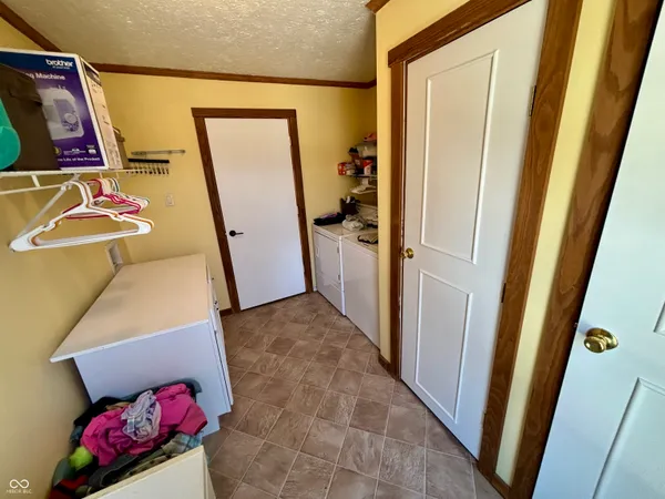 $339,900 | 9865 South County Road 825 West, Reelsville, IN 46171