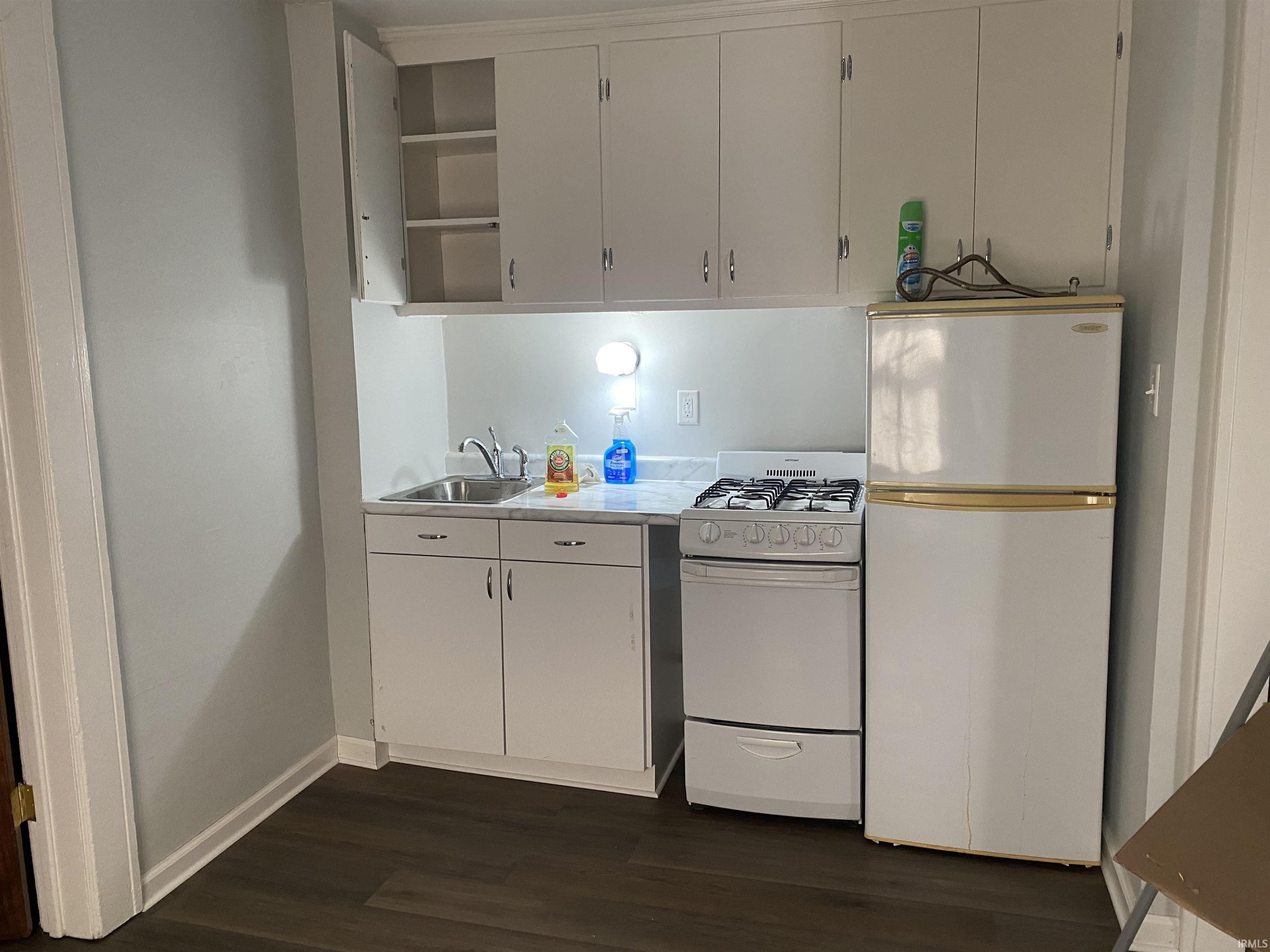 1328 Sinclair Street, Unit 2 Fort Wayne, IN 46808 - Photo 2 of 8