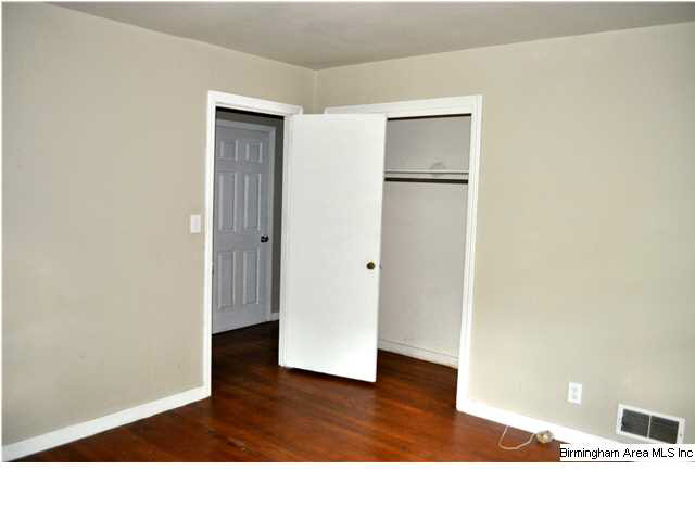 828 Martinwood Road Birmingham, AL 35235 - Photo 11 of 24