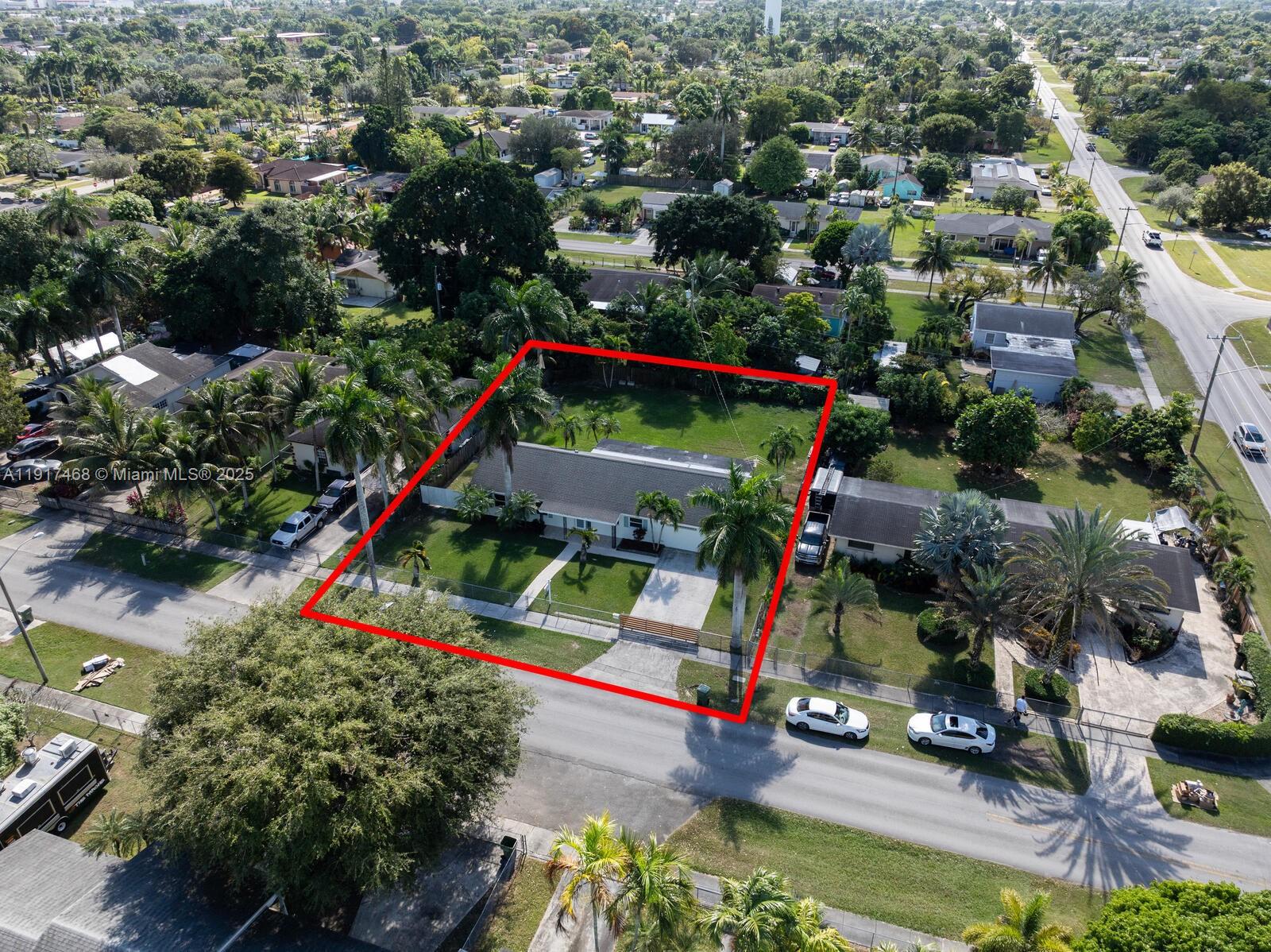 524 Northwest 14th Street Homestead, FL 33030 - Photo 30 of 37 an aerial view of a houses with yard